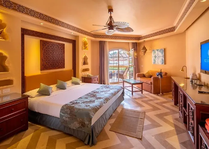 منتجع Siva Grand 4*