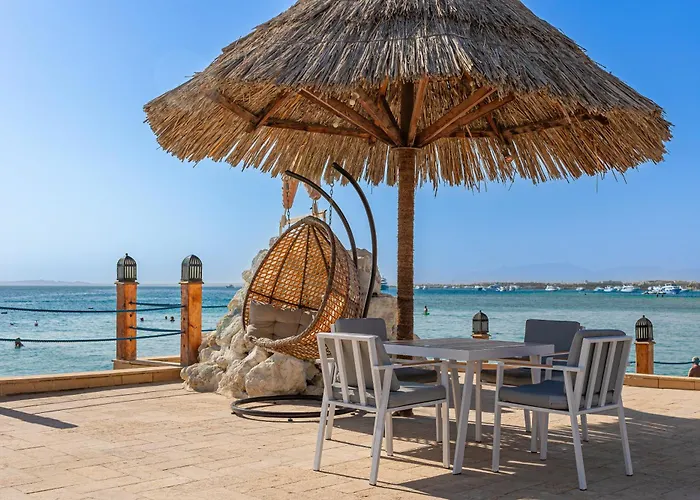 منتجع Siva Grand 4*