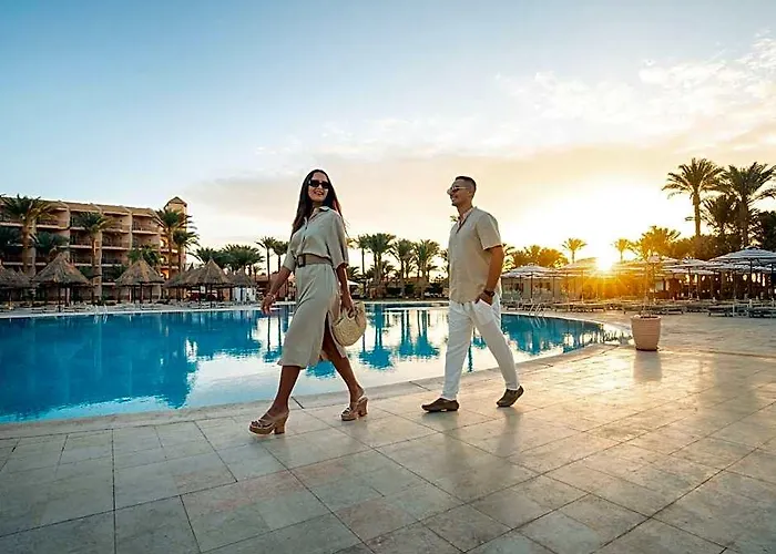 منتجع Siva Grand 4*